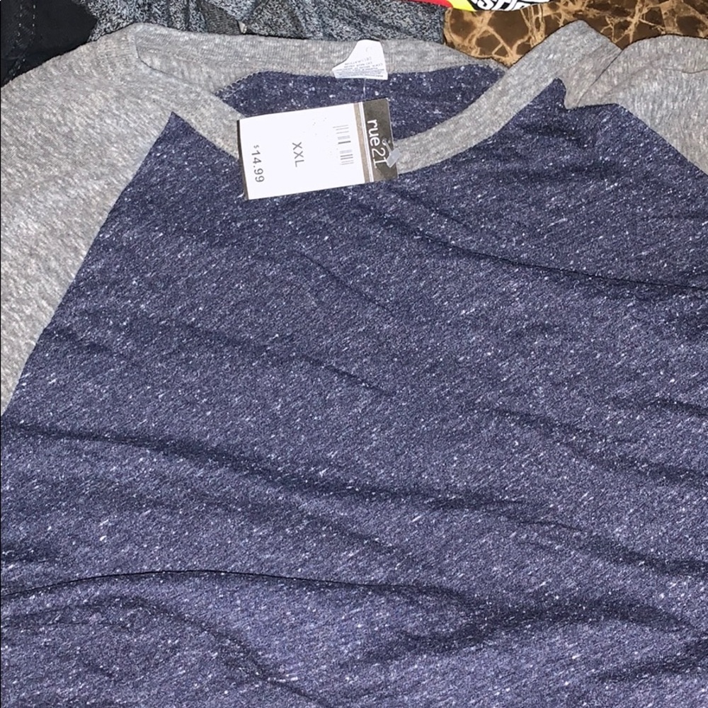 Lightweight long sleeve tshirt